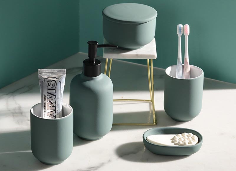 Modern Ceramic Five-Piece Bathroom Accessory Set